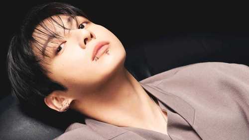 Brasileira que perseguiu Jungkook pode ser deportada da Coreia do Sul