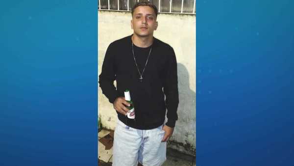 MC é executado por criminosos enquanto vendia milho no Recife (PE)