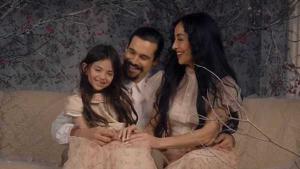 Sabrina Sato revela como contou sobre gravidez para Zoe, primogênita dela