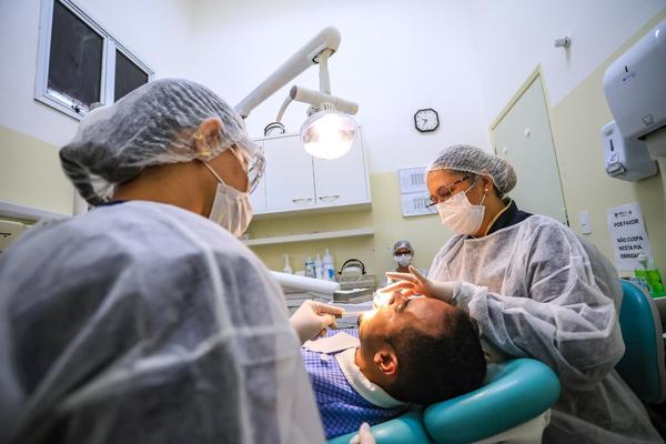Prefeitura de Ribeirão Preto leva atendimento odontológico de urgência para todas as UPAs