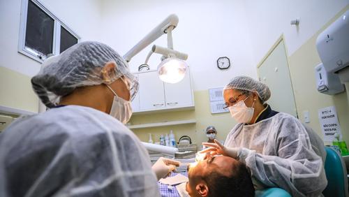 Prefeitura de Ribeirão Preto leva atendimento odontológico de urgência para todas as UPAs
