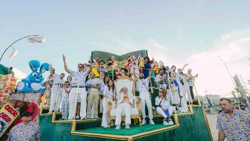 Filhos de Maurício de Sousa celebram desfile em homenagem ao pai: "Legado"