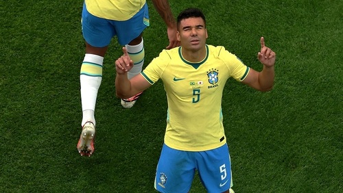 Esposa e filhos de Casemiro choram com gol contra Japão na Copa