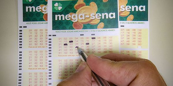 Mega-Sena acumula e prêmio principal vai para R$ 27 milhões