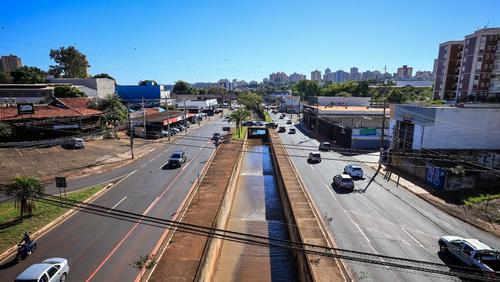 Saerp inicia obra para substituir interceptor de esgoto e prevenir riscos na região das avenidas Francisco Junqueira e Maurílio Biagi