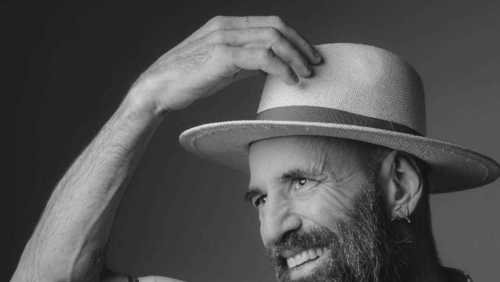 Morre homem que organizou o próprio 'velório em vida': "Estou bem e em paz"