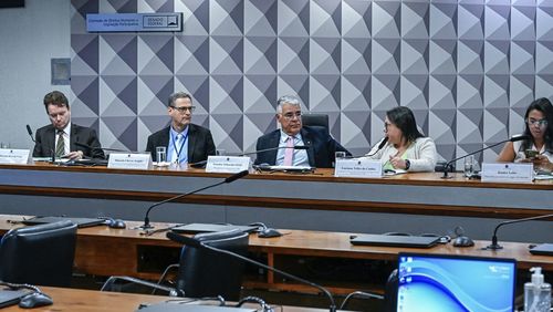 Defensores pedem regras mais rígidas para publicidade das bets 