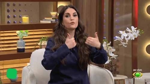 Chris Flores critica pai que chutou filha no PR: "Não tem justificativa"
