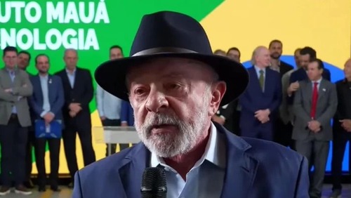 Lula critica Seleção por ausência no voo de retorno pós-Copa: 'Vergonha'