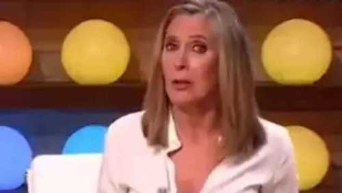 Apresentadora chora e abandona programa ao vivo: "Prefiro comer m..."