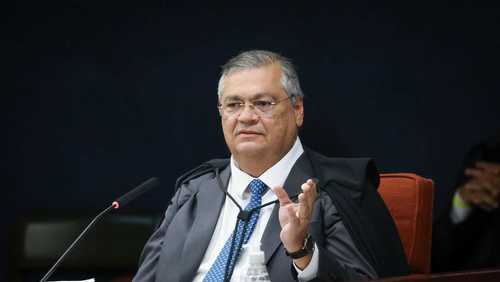 Dino intima partidos do Congresso para explicar destinação de emendas