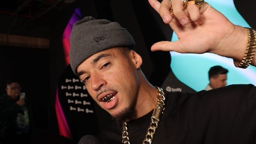 Rapper L7nnon faz alerta sobre vício em pornografia: "Destrói seu desejo"