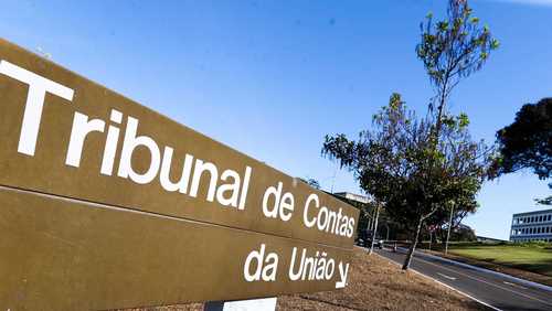 TCU libera verbas além do teto para chefias do Congresso e da própria corte