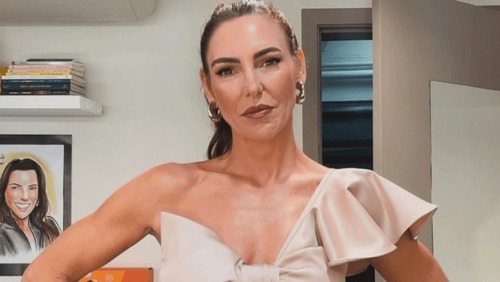 Glenda Kozlowski é internada após perder força nas pernas e cair em casa