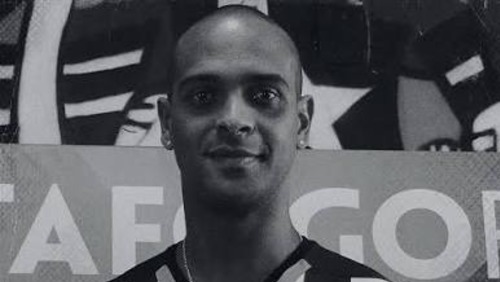 Ex-jogador do Botafogo morre após queda de muro durante ventania no Rio