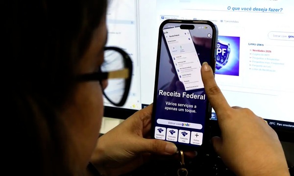 Receita paga nesta sexta-feira terceiro lote de restituição do IR 2026