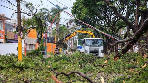 Prefeitura realiza mutirão de limpeza na Avenida Nove de Julho neste sábado (1º)