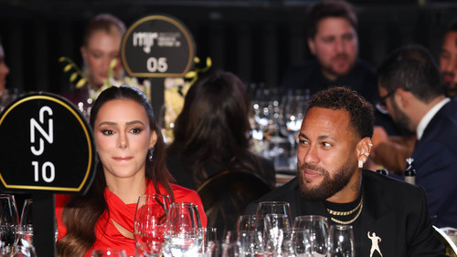 Por que nenhum jogador da seleção brasileira esteve no leilão do Neymar?