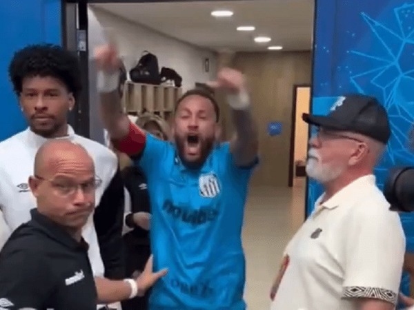 "Jamais imaginaria esse fim de carreira para o Neymar", diz Leo Dias