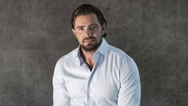 PF rastreia R$ 2 bi usados por Daniel Vorcaro na compra de megaiate