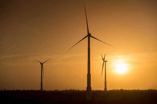 Governo prepara primeiro leilão de baterias para armazenamento de energia