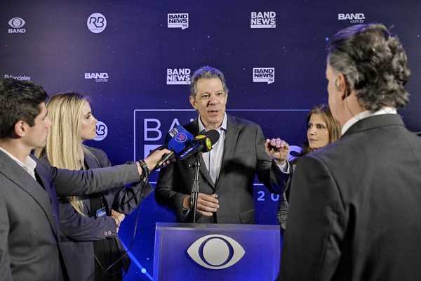 Haddad critica política de segurança de Tarcísio: 'Epidemia de crimes'