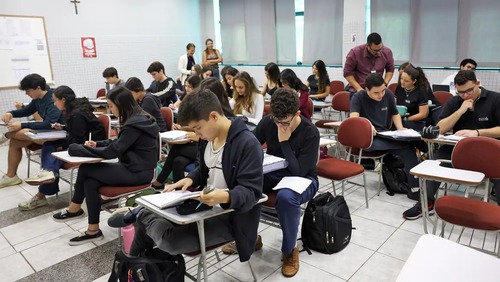Alunos do Prouni podem solicitar bolsa permanência de R$ 700 por mês