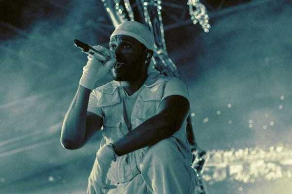 The Weeknd volta atrás e decide manter nome artístico: "Não gostei"