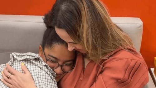 Milena ironiza reconciliação com Ana Paula Renault: "Rir pra não chorar"