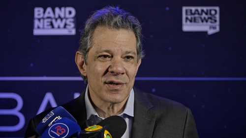Haddad relata abordagem ‘ostensiva’ da PM a motorista e aciona Tarcísio