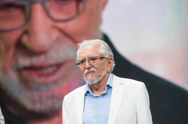 Carlos Alberto chora ao falar sobre término com Andréa Nóbrega; entenda