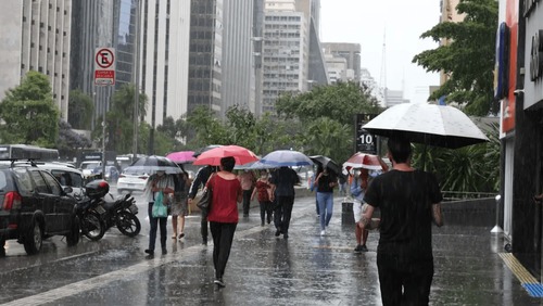 Frente fria aumenta chance de chuva em São Paulo e Minas Gerais