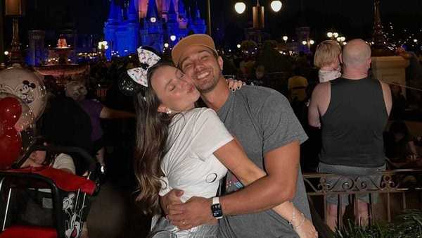 Larissa Manoela elogia atuação de André Luiz Frambach: "Só orgulho"