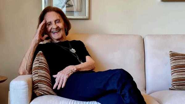 Relembre a carreira de Laura Cardoso, pioneira da TV que morreu aos 98 anos