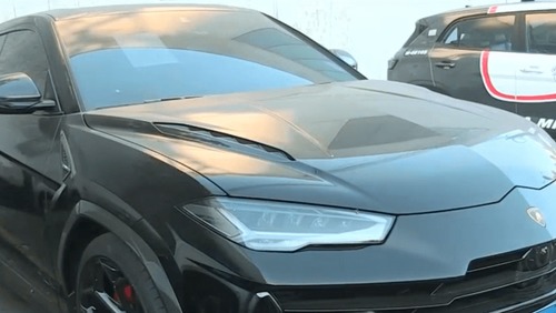 Polícia apreende Lamborghini de Deolane Bezerra na Zona Leste de SP