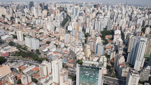 Área urbanizada no Brasil cresceu 12,3% de 2019 a 2022, mostra IBGE