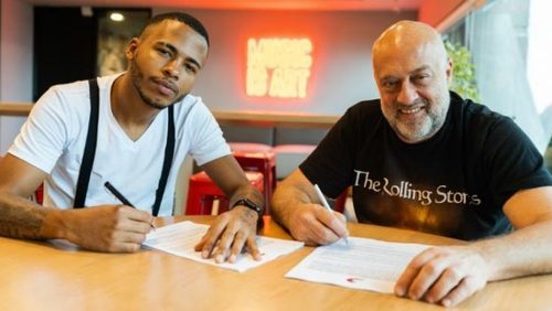 DJ Rennan da Penha assina contrato com a Sony Music