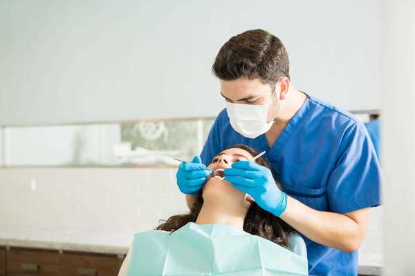 Justiça anula regra que liberava dentistas a fazerem harmonização facial