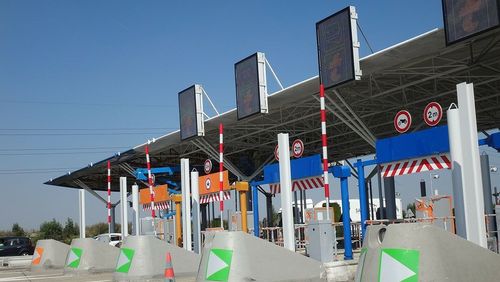 Pedágios isolam comunidades e causam protestos em três cidades paulistas