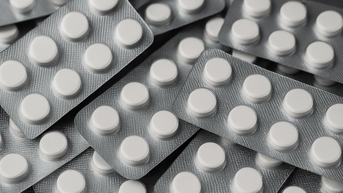 EUA aprovam pílula inédita para tratar câncer de pâncreas; entenda o avanço
