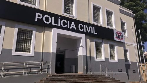 Dupla é presa após roubar carro em Jardinópolis