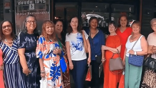 Quem são as amigas de escola que se reencontraram após 60 anos