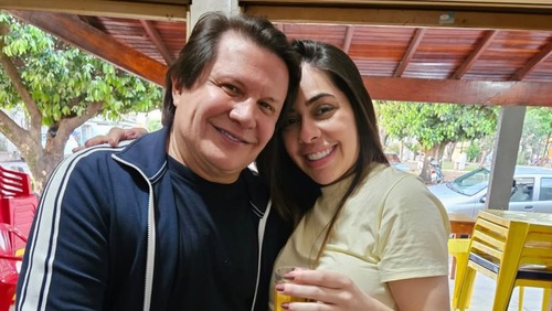 Giovani, dupla com Gian, já curtia bar com affair antes do divórcio