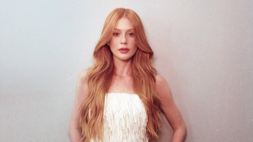 Marina Ruy Barbosa explica polêmica de não raspar a cabeça em novela