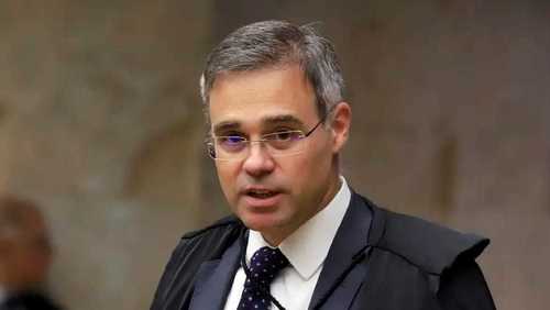 Mendonça cobra PGR sobre mensagens em que Vorcaro pede "proteção" a Moraes