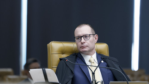 Zanin determina que PF entregue cópia de celular de Vorcaro