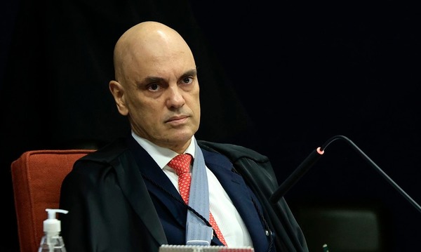 Moraes vê Mendonça agir com fins eleitorais: "Golpe mudou modus operandi"