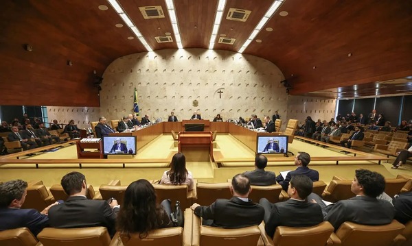 Sessão do STF sobre Vorcaro-Moraes é suspensa e será retomada às 15h