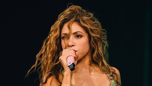 Shakira celebra retorno à Espanha quatro anos depois de separação com Piqué