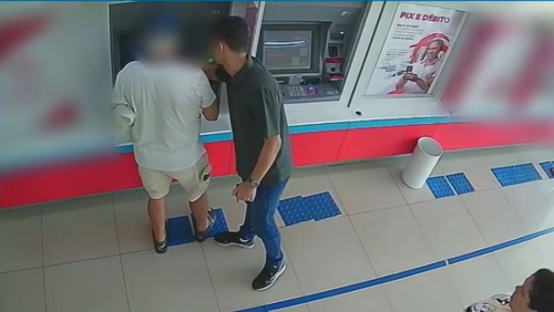 Irmãos são presos por aplicarem 'golpe do chupa-cabra' contra turista